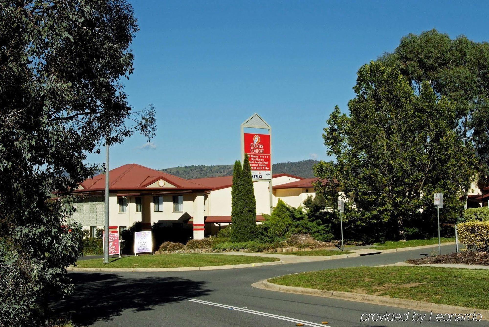 Alpha Hotel Canberra Ngoại thất bức ảnh